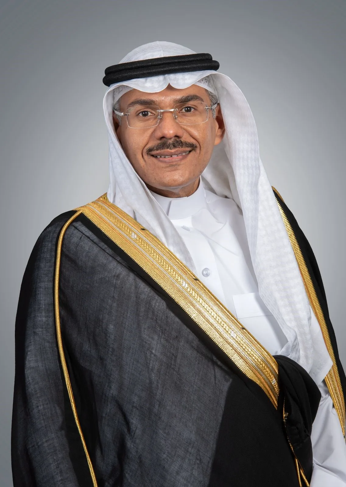 الدكتور محمد بن خالد العبدالعالي.. حين تصبح المعلومة طمأنينة ويصبح المتحدث صوتًا للثقة